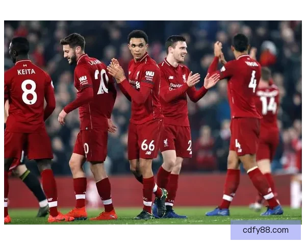 利物浦对阵亚特兰大比赛录像解析攻防亮点与关键瞬间全回顾